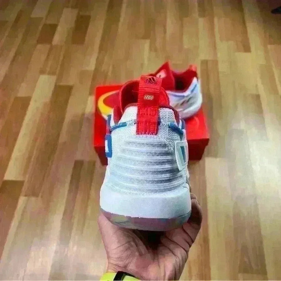 💰HUGE CLEARANCE SALE 💰 Adidas Dame 7  EXTPLY J LEGO Unisex Kids Basketball - Picture 3 of 13